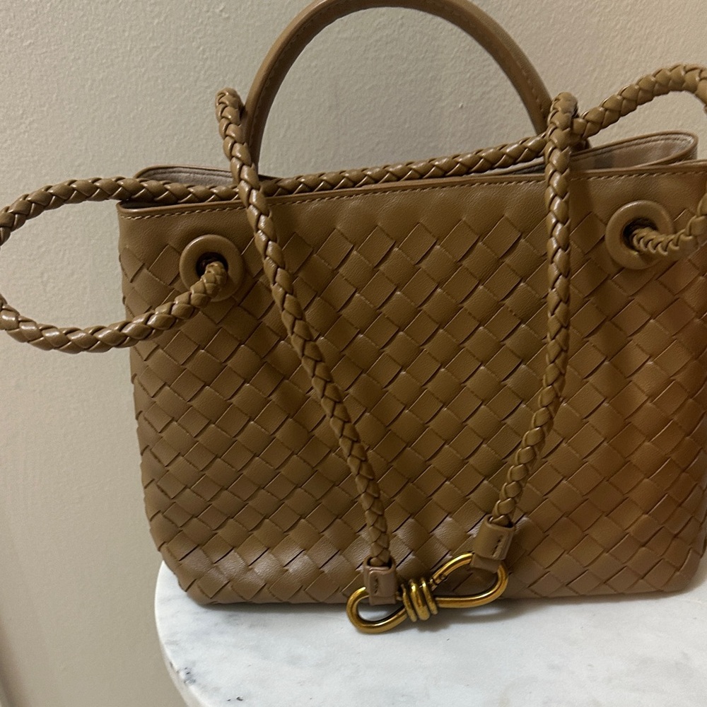 Elegant Tan Woven Leather Tote